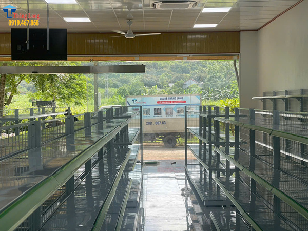 dự án lắp đặt kệ siêu thị tại Hòa Bình 